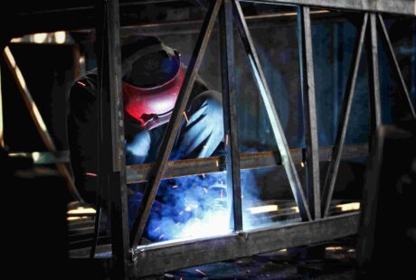 produção de peças em aço carbono sob projeto